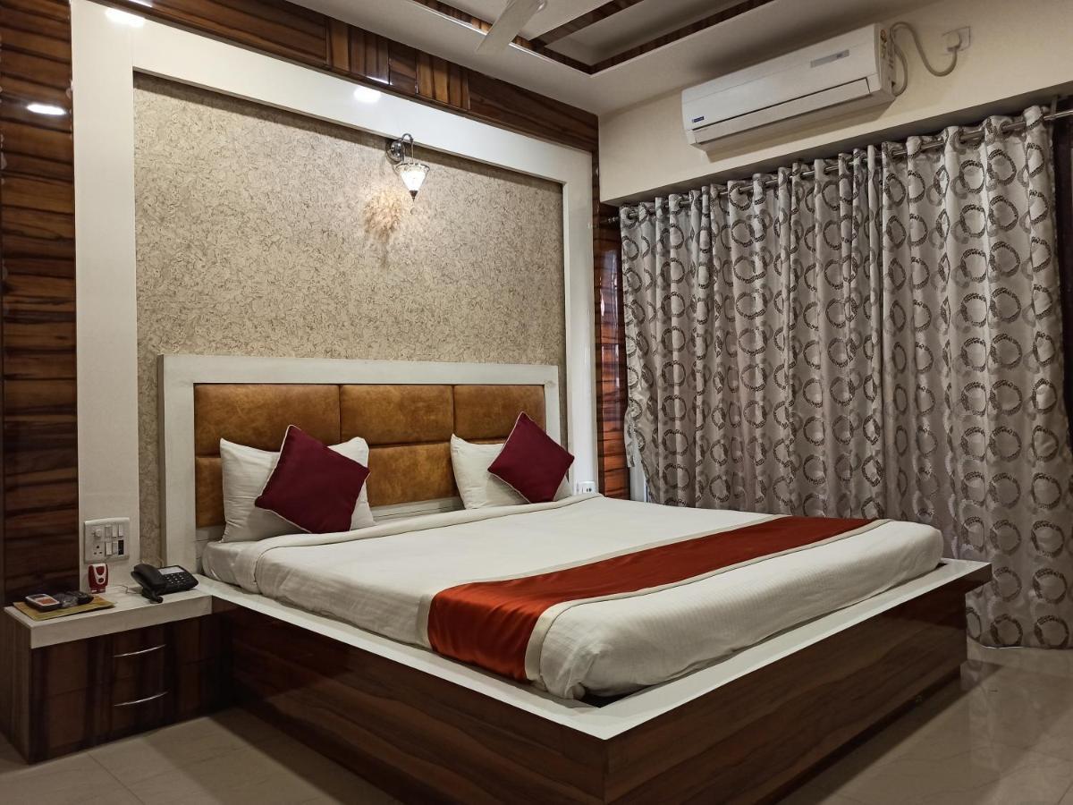 Hotel A P Home'S - A Boutique Hotel Guwahati Ngoại thất bức ảnh